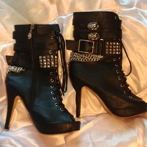Just Fab open toe booties